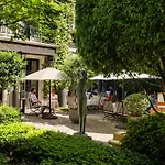 Le Pavillon De La Reine & Spa, Place Des Vosges