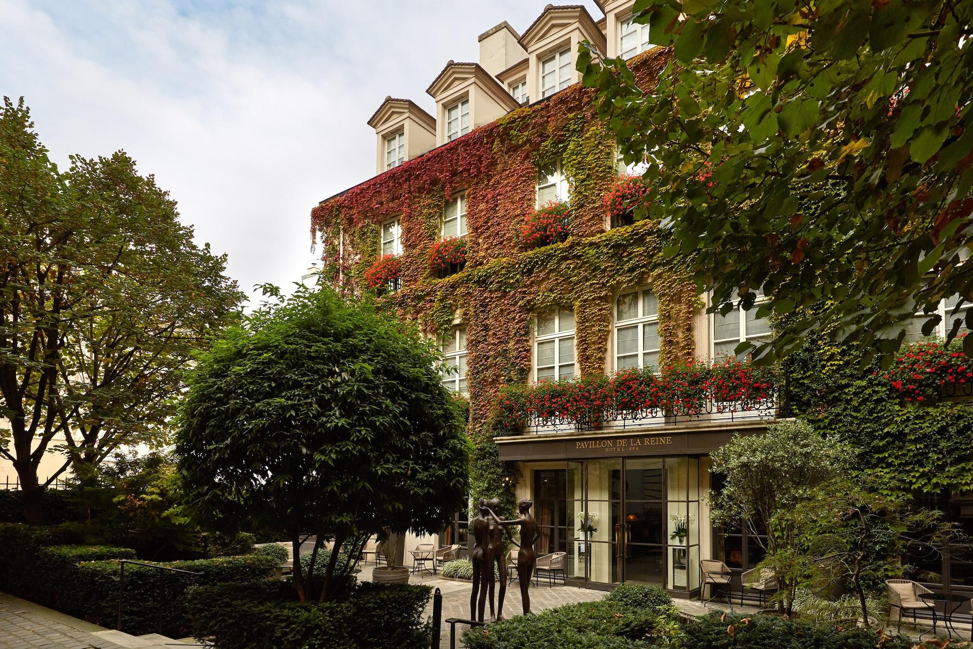 Hotel Le Pavillon De La Reine & Spa, Place Des Vosges Parigi