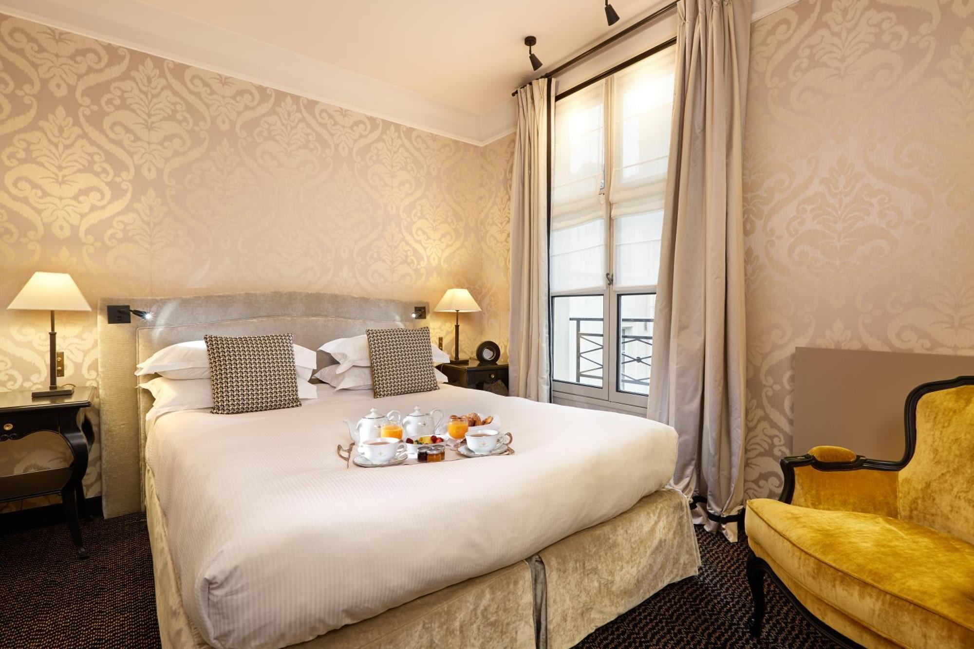 Hotel Le Pavillon De La Reine & Spa, Place Des Vosges 5*