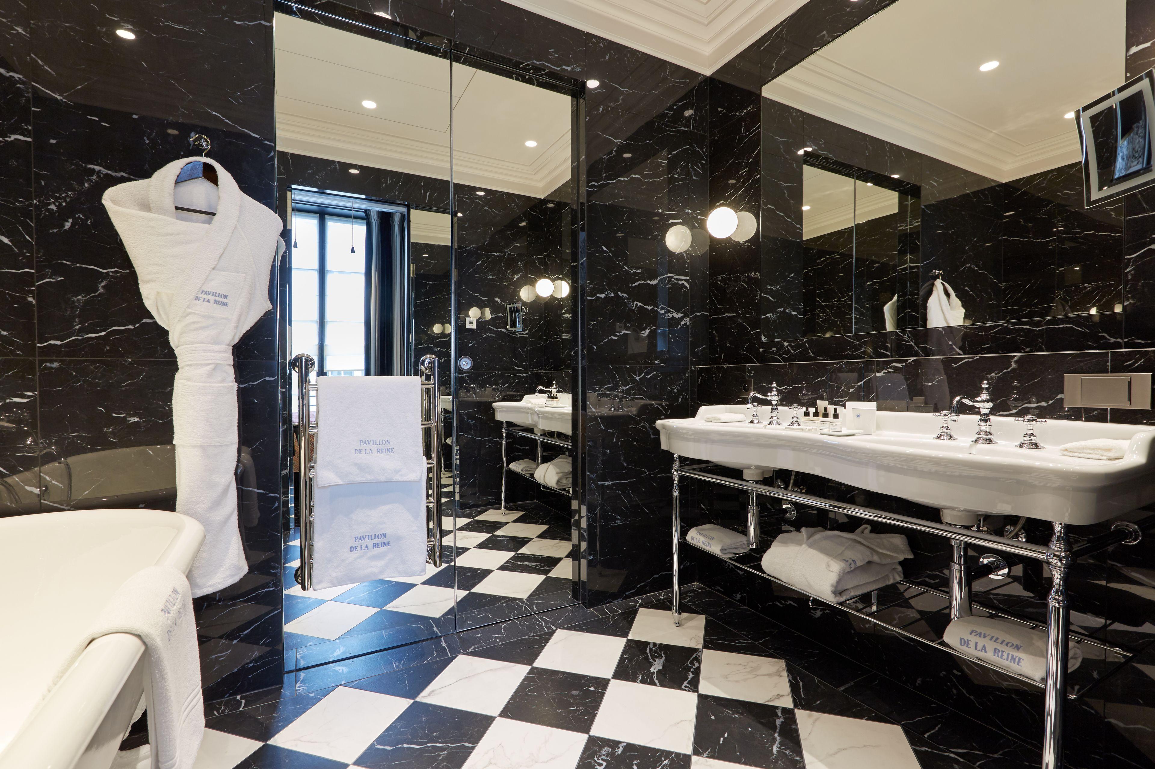 Le Pavillon De La Reine & Spa, Place Des Vosges Hotel