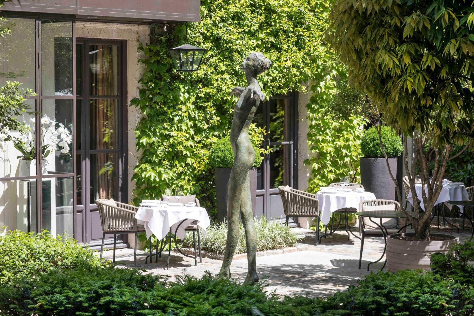 Le Pavillon De La Reine & Spa, Place Des Vosges