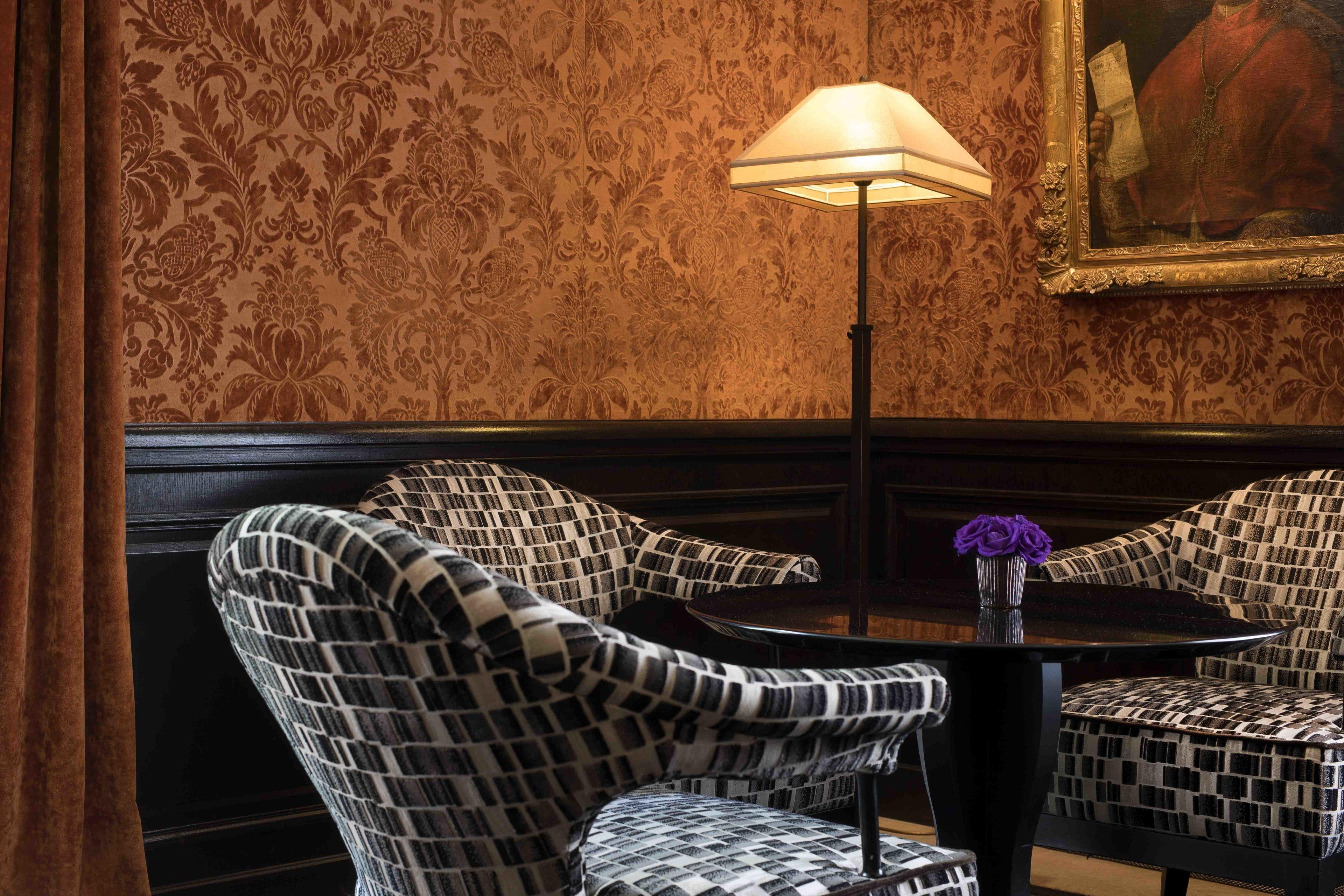 Le Pavillon De La Reine & Spa, Place Des Vosges 5*