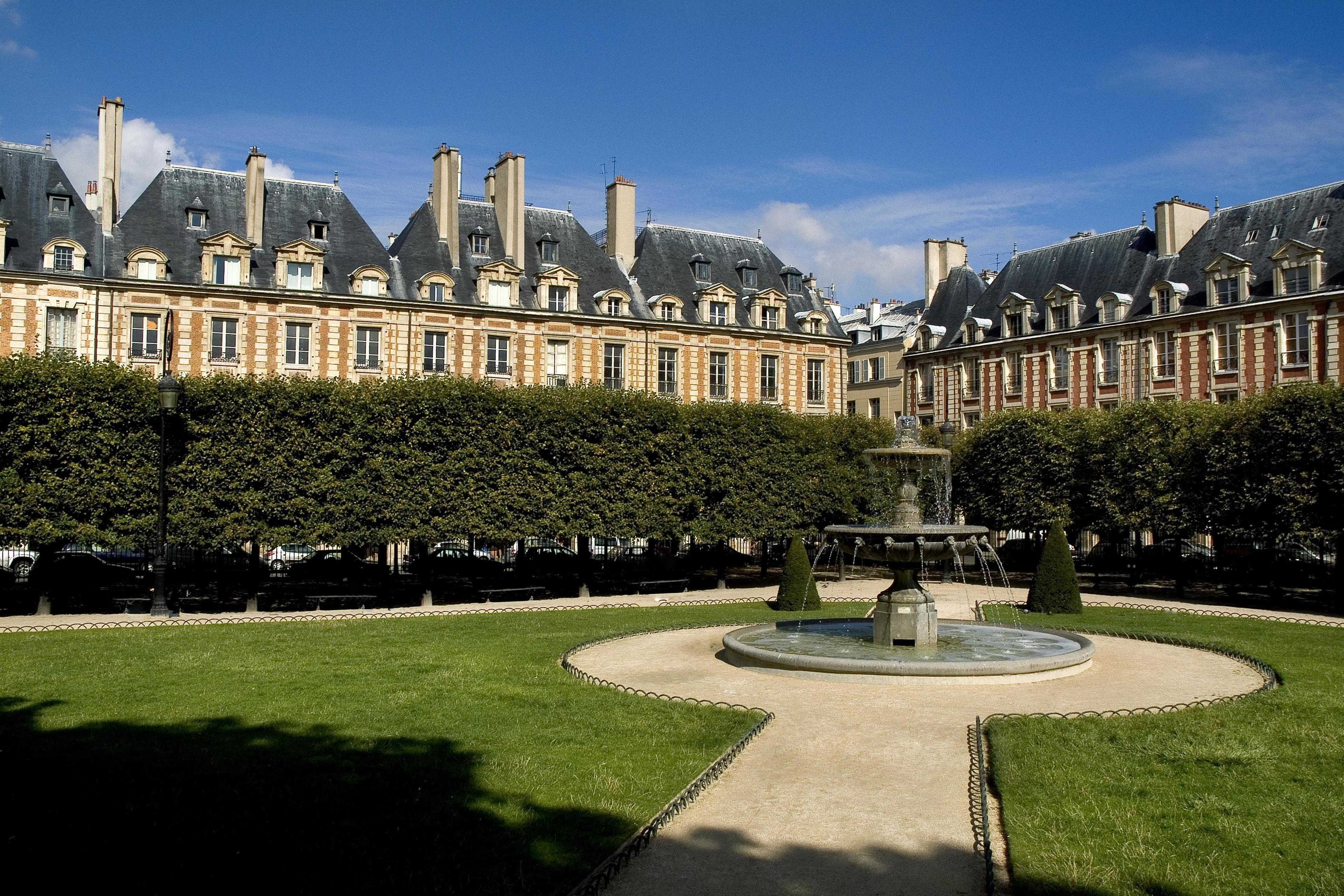 Hotel Le Pavillon De La Reine & Spa, Place Des Vosges